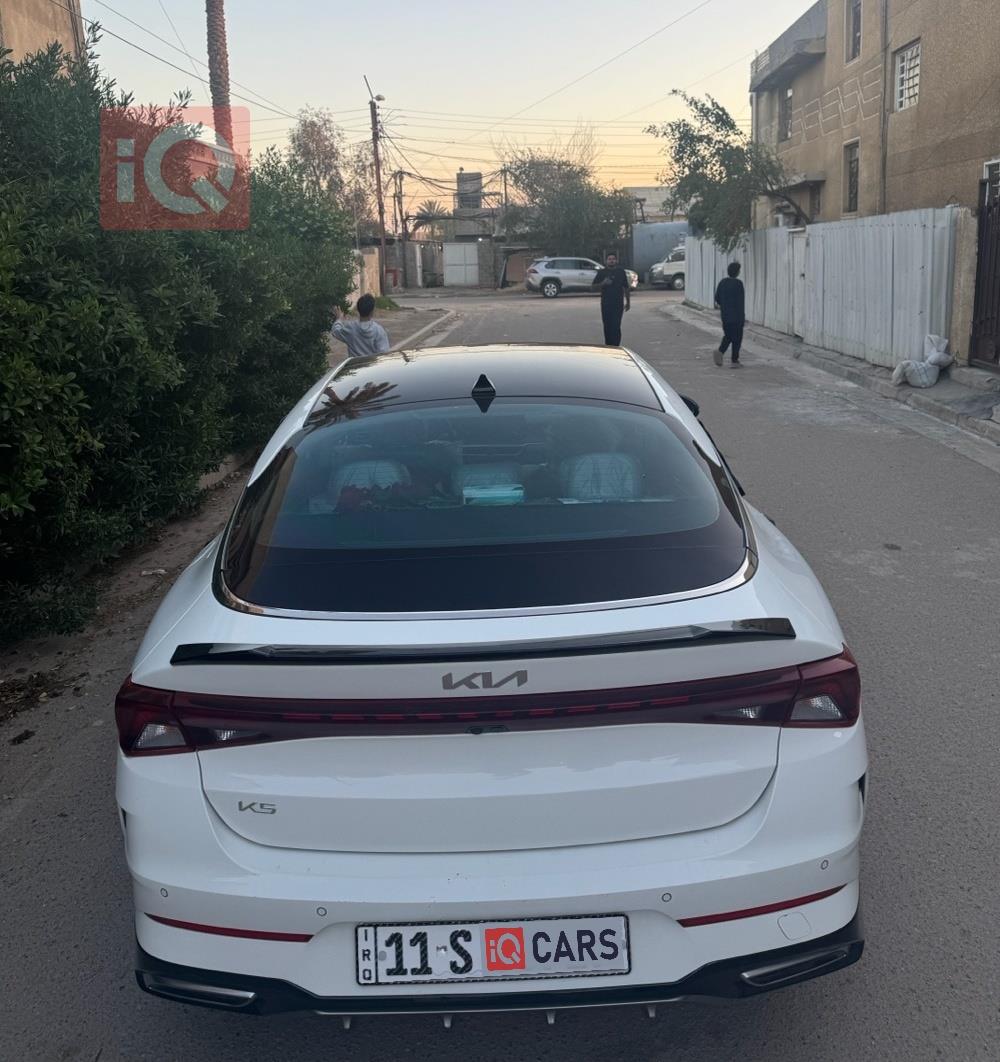 Kia K5